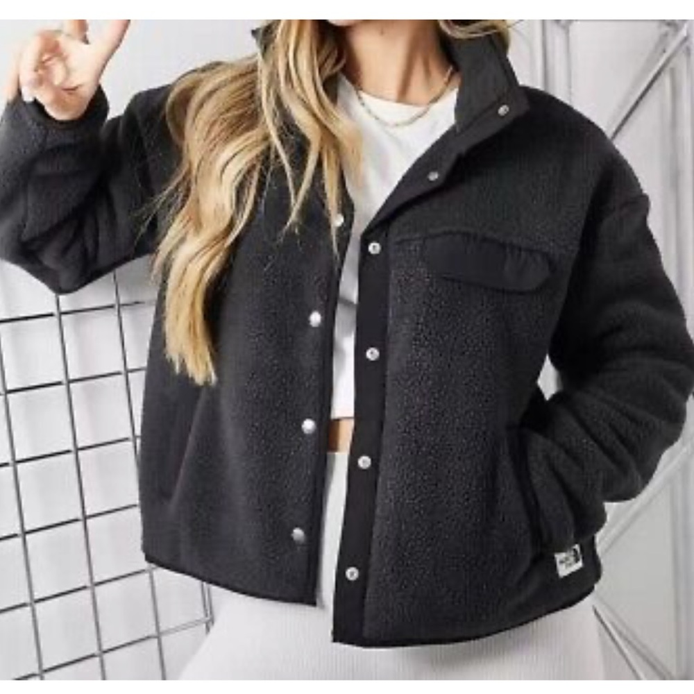 North Face Cragmont Fleece Crop Jacket Size Medium